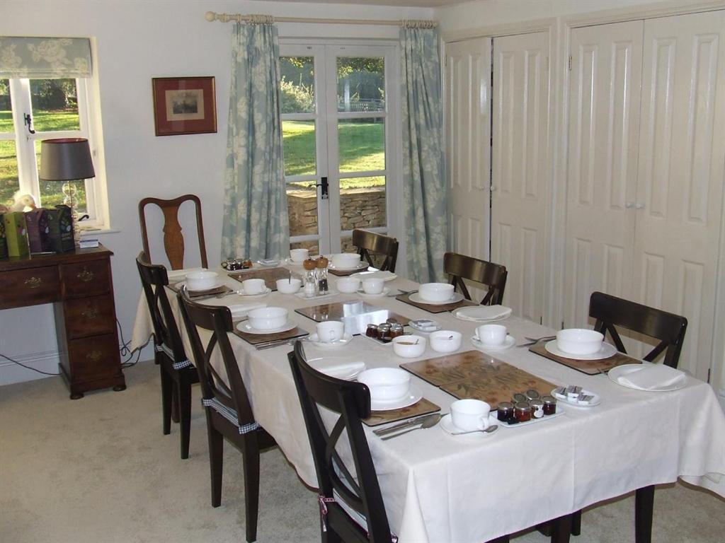 Well Cottage B And B Cirencester Ngoại thất bức ảnh